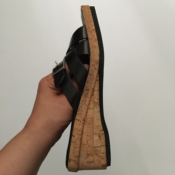 Paloma Black Leather Wedge Sandals Size 8 - Picture 7 of 12